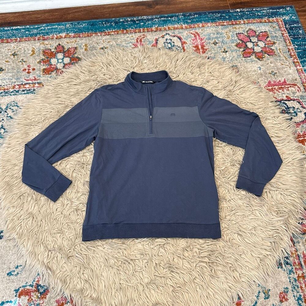 Travis Mathew quarter zip pullover size large